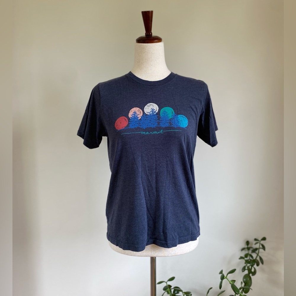 Marmot Dark Blue T-Shirt with Vibrant Graphic
